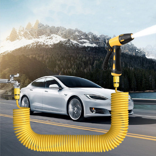 Hogedrukslang met sproeikop en waterleiding